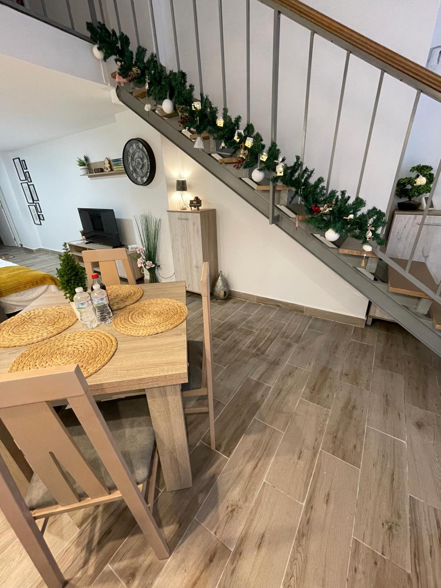 Nomad Urban Duplex Apartment *